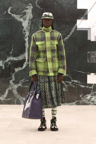 Look 33